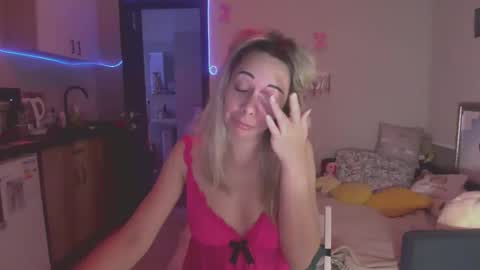 lady_smile69 online show from 10.07.25