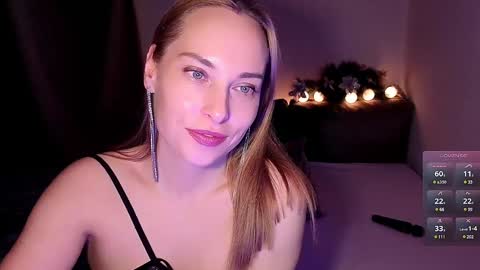 LadyAdele online show from 12.21.24