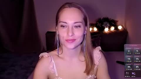 LadyAdele online show from 12.22.24
