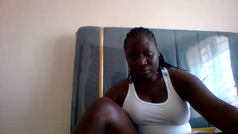 Snapshot of ladyblossoms19 chatting on 12.26.24 lindah32 online show from 12.26.24