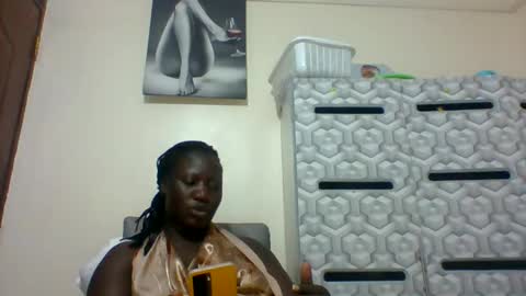 Snapshot of ladyblossoms19 chatting on 01.13.25 lindah32 online show from 01.13.25