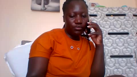 Snapshot of ladyblossoms19 chatting on 01.14.25 lindah32 online show from 01.14.25