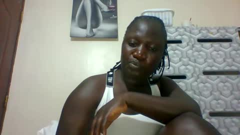 Snapshot of ladyblossoms19 chatting on 01.21.25 lindah32 online show from 01.21.25