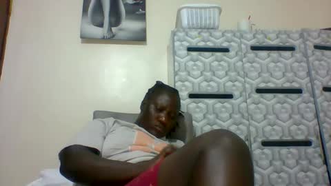 Snapshot of ladyblossoms19 chatting on 01.23.25 lindah32 online show from 01.23.25