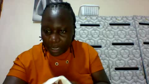 Snapshot of ladyblossoms19 chatting on 01.23.25 lindah32 online show from 01.23.25