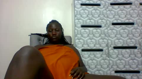 Snapshot of ladyblossoms19 chatting on 01.27.25 lindah32 online show from 01.27.25
