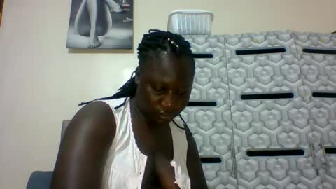 Snapshot of ladyblossoms19 chatting on 01.27.25 lindah32 online show from 01.27.25