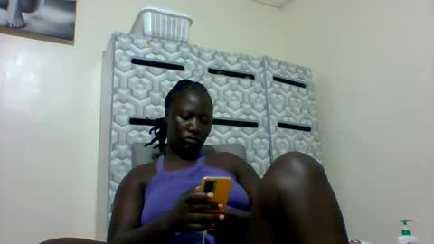 Snapshot of ladyblossoms19 chatting on 03.04.25 lindah32 online show from 03.04.25