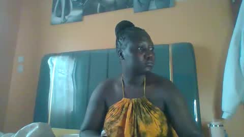 lindah32 online show from 05.13.26