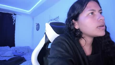  Lady  online show from 01.08.25