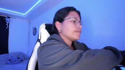  Lady  online show from 01.12.25