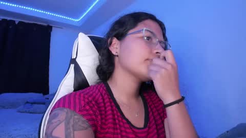  Lady  online show from 01.31.25