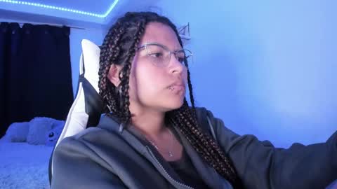  Lady  online show from 02.18.25