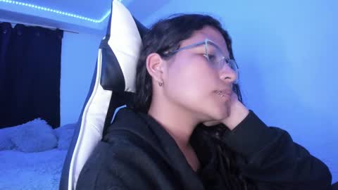  Lady  online show from 03.04.25