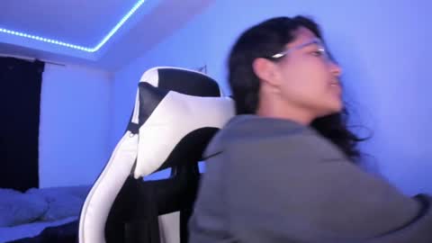  Lady  online show from 03.05.25