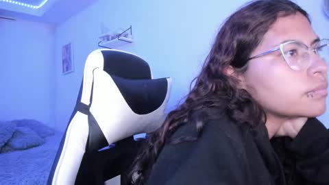  Lady  online show from 09.18.25