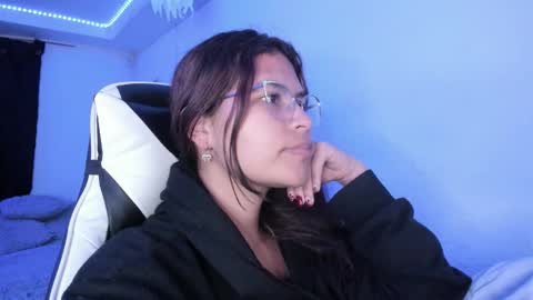  Lady  online show from 10.22.25