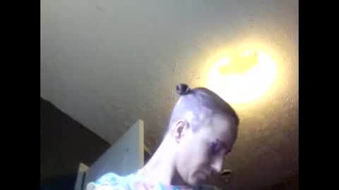 Snapshot of ladybug9097 chatting on 12.17.24 RockStar Couple online show from 12.17.24