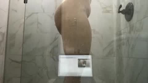 Snapshot of ladybugsandlillies chatting on 03.31.26 ladybugsandlillies online show from 03.31.26