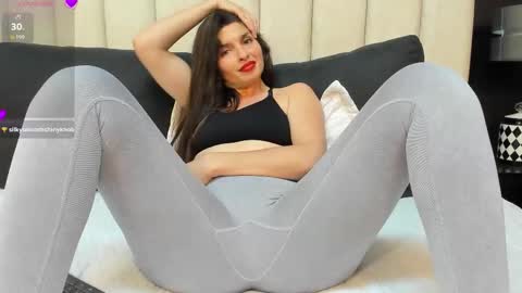  Danna................. online show from 12.18.25