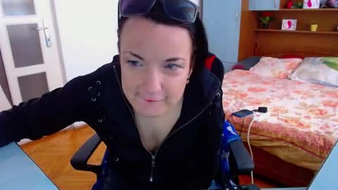 Snapshot of ladylhoty chatting on 07.17.26 LadyLHoty online show from 07.17.26