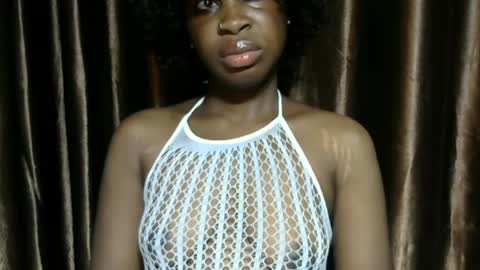 Snapshot of ladylilasexy chatting on 05.18.26 sexylila online show from 05.18.26