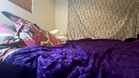 Snapshot of ladyluciii chatting on 12.30.24 ladyluciii online show from 12.30.24