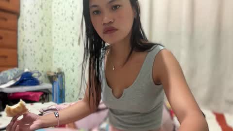 ladypetite11 online show from 02.23.26