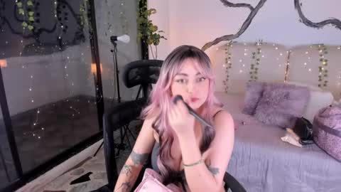 Lady  online show from 11.15.25