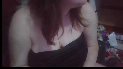 Snapshot of laelih chatting on 09.30.25 LaeLita online show from 09.30.25