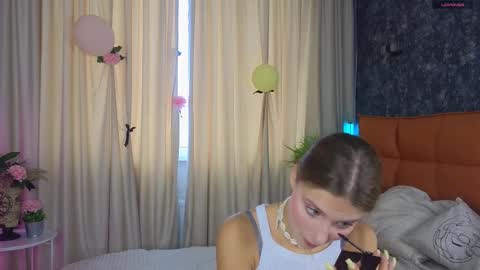 Lilia online show from 09.19.25