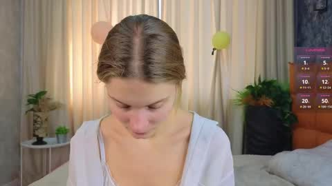 Lilia online show from 10.20.25