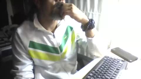 La Genova esta Dura beard boy male dick mastubate latinosexy latinohot latino glasses mature strong stronglegs online show from 05.26.26
