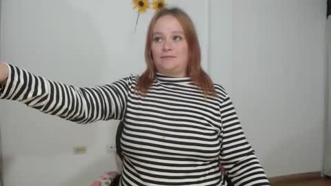  paola and a guest lol    online show from 11.14.25