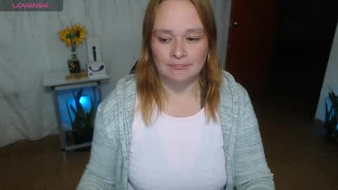 Snapshot of lahurent_weed420 chatting on 05.24.26 paola and a guest lol online show from 05.24.26