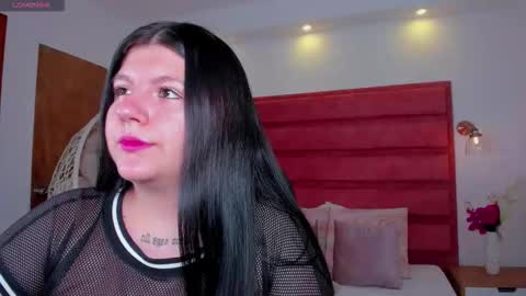 laia_hamilton online show from 11.06.25