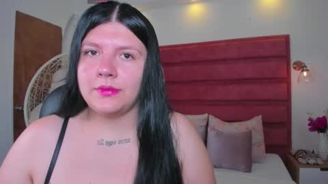 laia_hamilton online show from 11.21.25