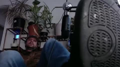 Snapshot of laidback_and_chill chatting on 12.10.24 Rick online show from 12.10.24