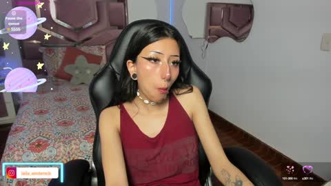 Snapshot of laila_angel chatting on 12.09.24 laila_angel online show from 12.09.24