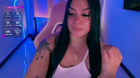 lalablack1_ online show from 10.24.25