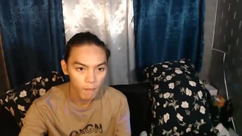 lalakinghugecock_2 online show from 12.18.24