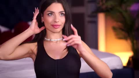 Lala online show from 11.27.25