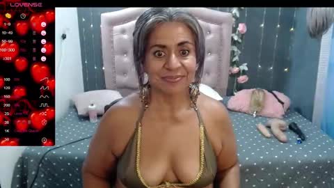 Snapshot of lalisha_96 chatting on 12.20.24 lalisha online show from 12.20.24