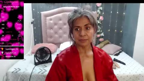 Snapshot of lalisha_96 chatting on 12.21.24 lalisha online show from 12.21.24