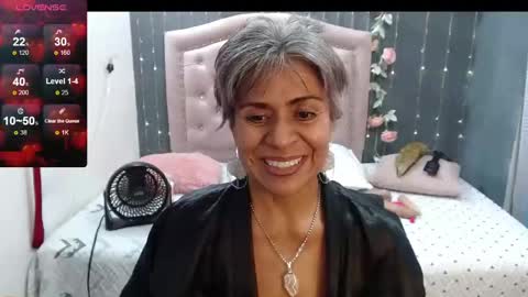 Snapshot of lalisha_96 chatting on 12.29.24 lalisha online show from 12.29.24