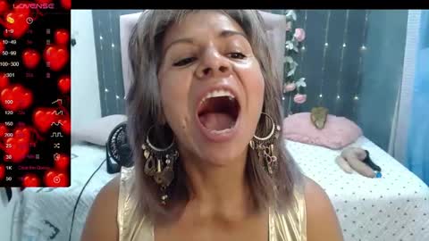 Snapshot of lalisha_96 chatting on 12.29.24 lalisha online show from 12.29.24