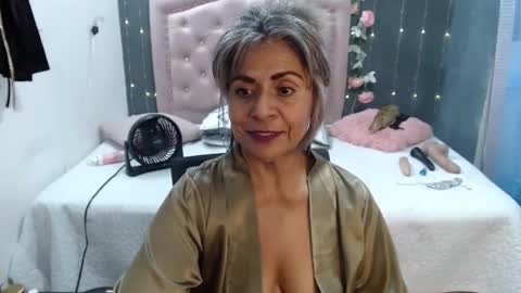 Snapshot of lalisha_96 chatting on 02.12.25 lalisha online show from 02.12.25