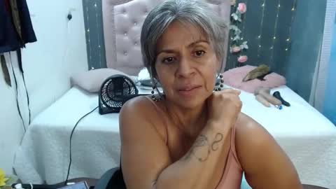 Snapshot of lalisha_96 chatting on 02.16.25 lalisha online show from 02.16.25