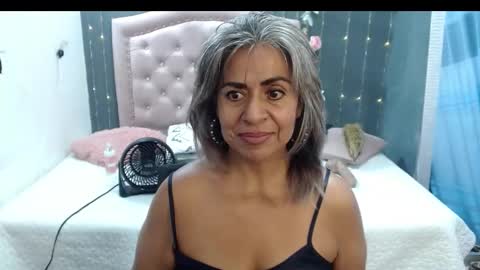 Snapshot of lalisha_96 chatting on 02.26.25 lalisha online show from 02.26.25