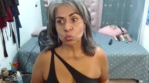 Snapshot of lalisha_96 chatting on 09.20.25 lalisha online show from 09.20.25